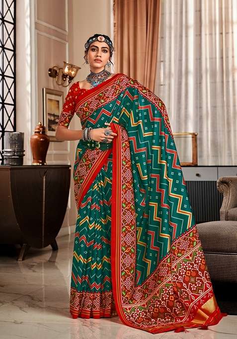 Green Printed Tussar Silk Saree Set