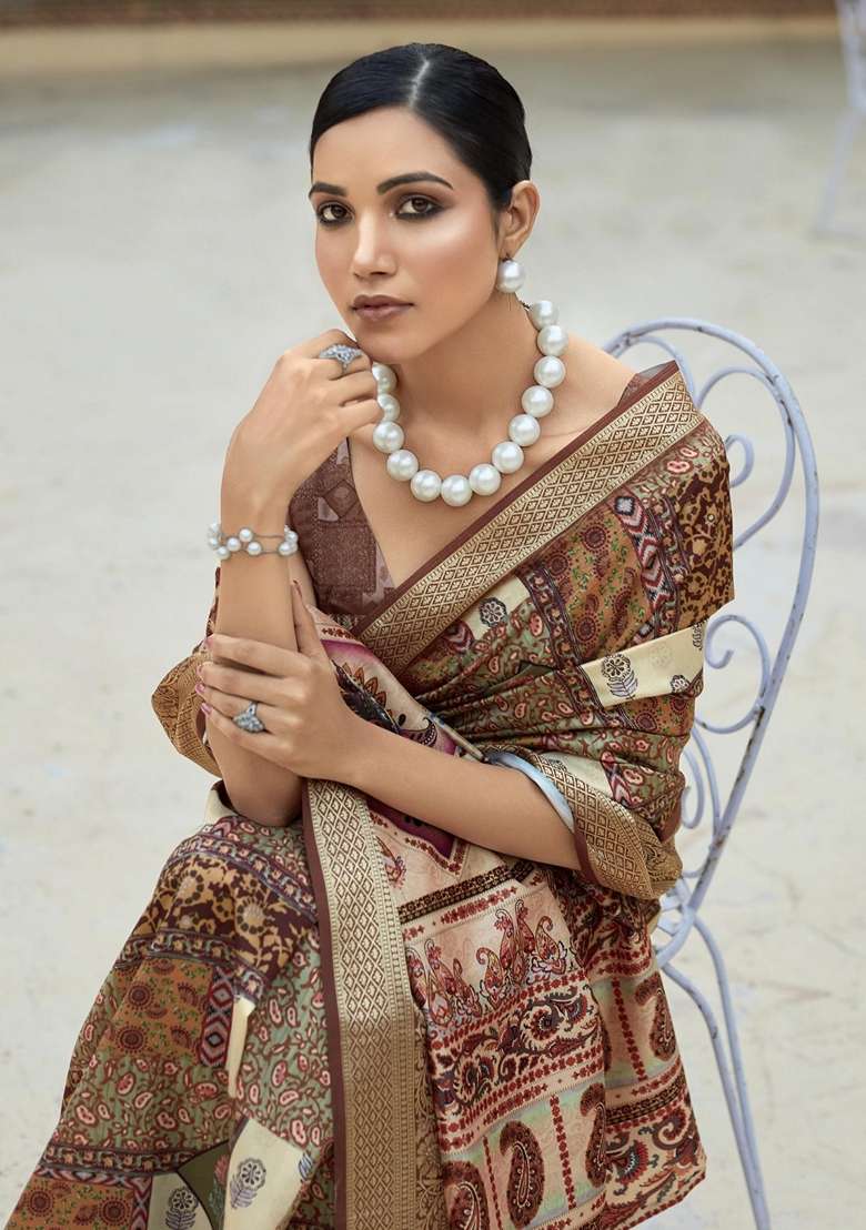 Dark Brown Zari Woven Silk Blend Saree Set for Diwali | Wedding & Festive Wear - Indya