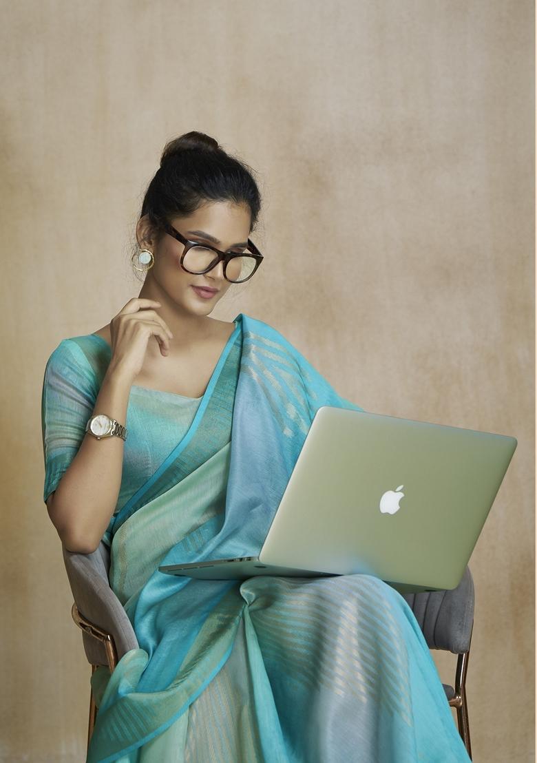 Turquoise Zari Woven Silk Saree Set