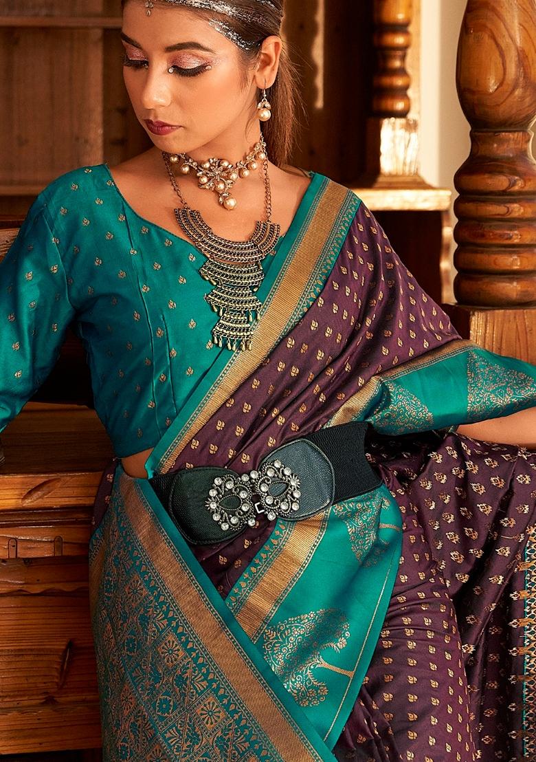 Golden Zari Woven Banarasi Silk Saree Set