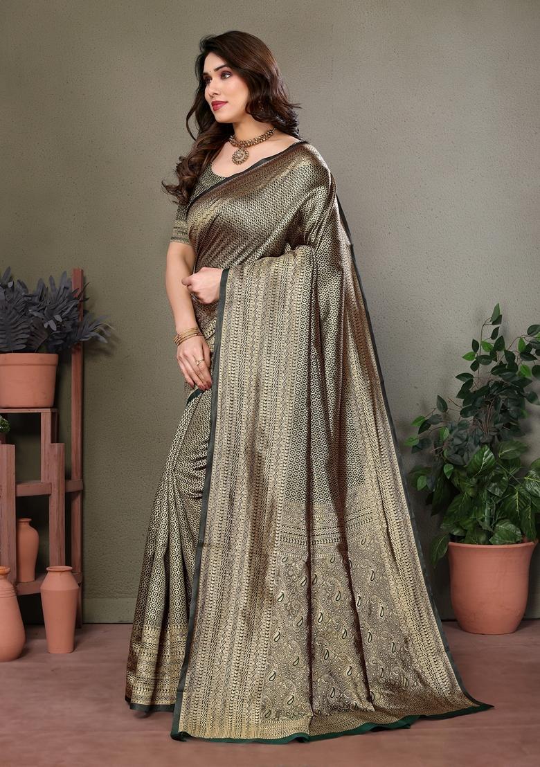 Golden Jacquard Litchi Silk Saree Set
