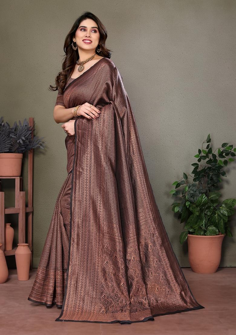Golden Jacquard Litchi Silk Saree Set