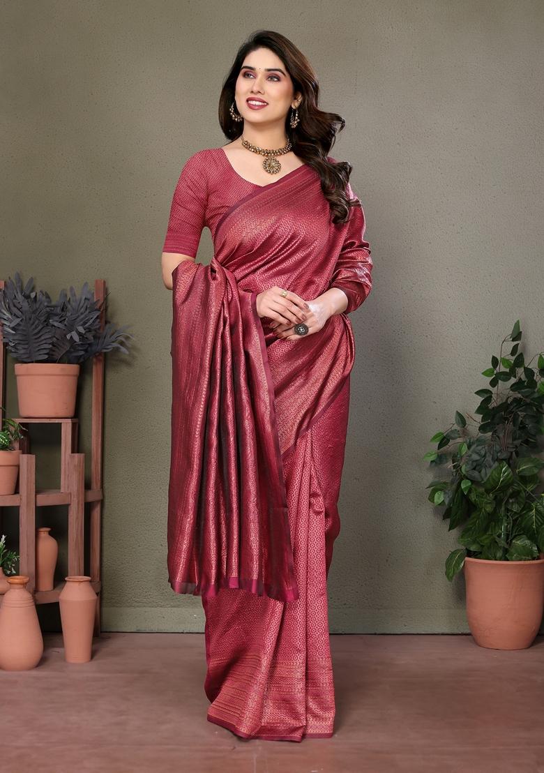 Golden Jacquard Litchi Silk Saree Set