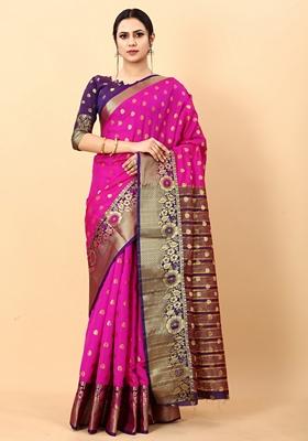 Golden Jacquard Litchi Silk Saree Set