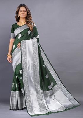 Golden Jacquard Litchi Silk Saree Set