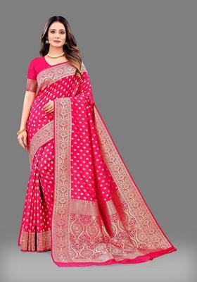 Golden Jacquard Litchi Silk Saree Set