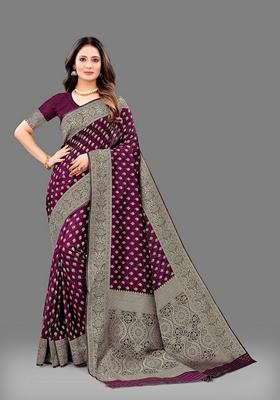 Golden Jacquard Litchi Silk Saree Set