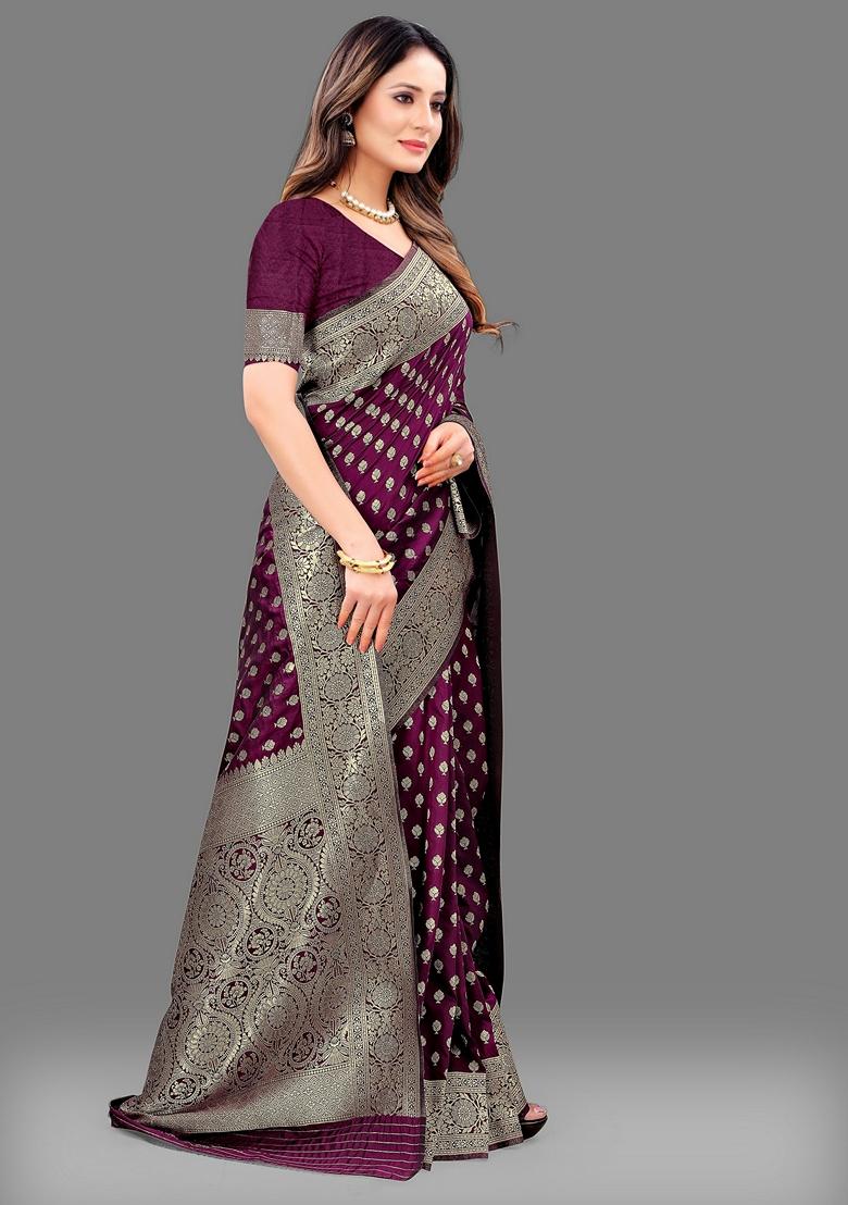 Golden Jacquard Litchi Silk Saree Set