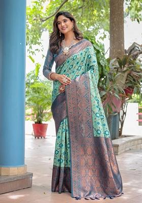 Sea Green Zari Woven Banarasi Silk Saree Set