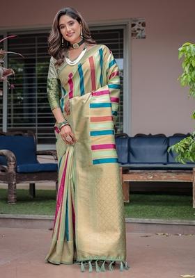 Sea Green Zari Woven Kanjivaram Pattu Silk Saree Set