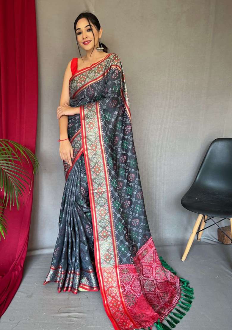 Grey Woven Pure Patola Silk Saree Set - Indya