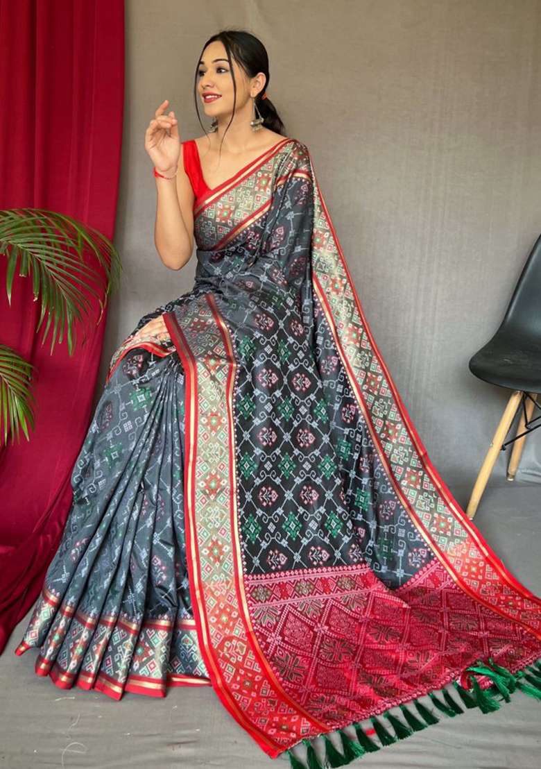 Grey Woven Pure Patola Silk Saree Set - Indya
