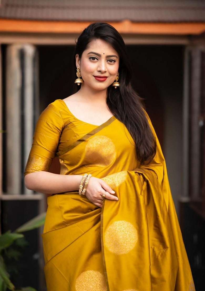 Yellow Jacquard Soft Lichi Silk Blend Saree Set - Indya