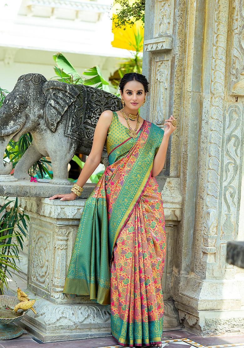 Rama Green Zari Woven Kanjivaram Silk Saree Set