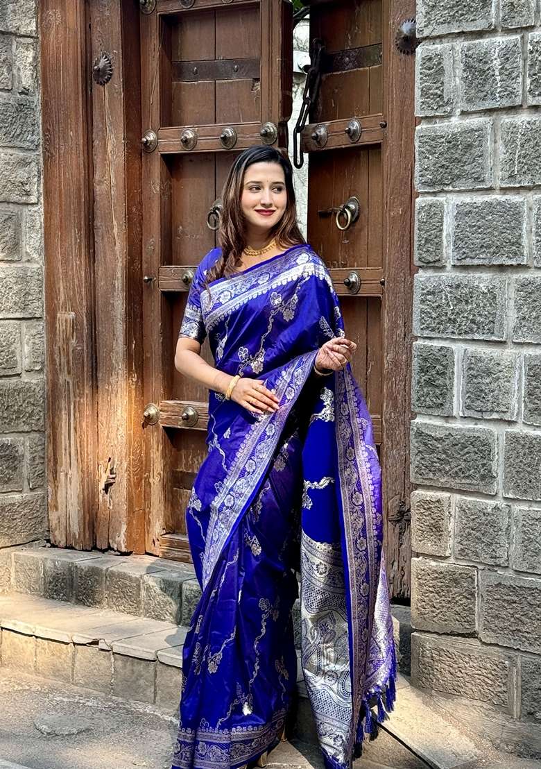 Blue Woven Silk Saree Set for Diwali and Festive Wear - Indya