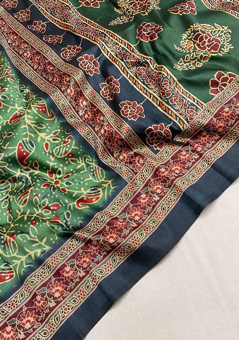 Green Digital Print Silk Saree Set