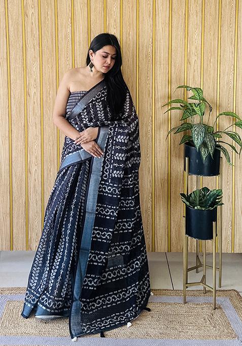Teal Batik Print Poly Blend Saree Set