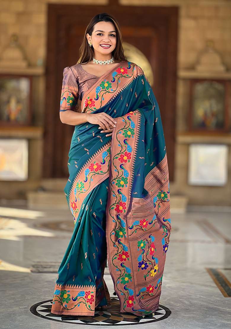 Morpeach Zari Woven Silk Blend Saree Set for Diwali | Wedding & Festive Wear - Indya
