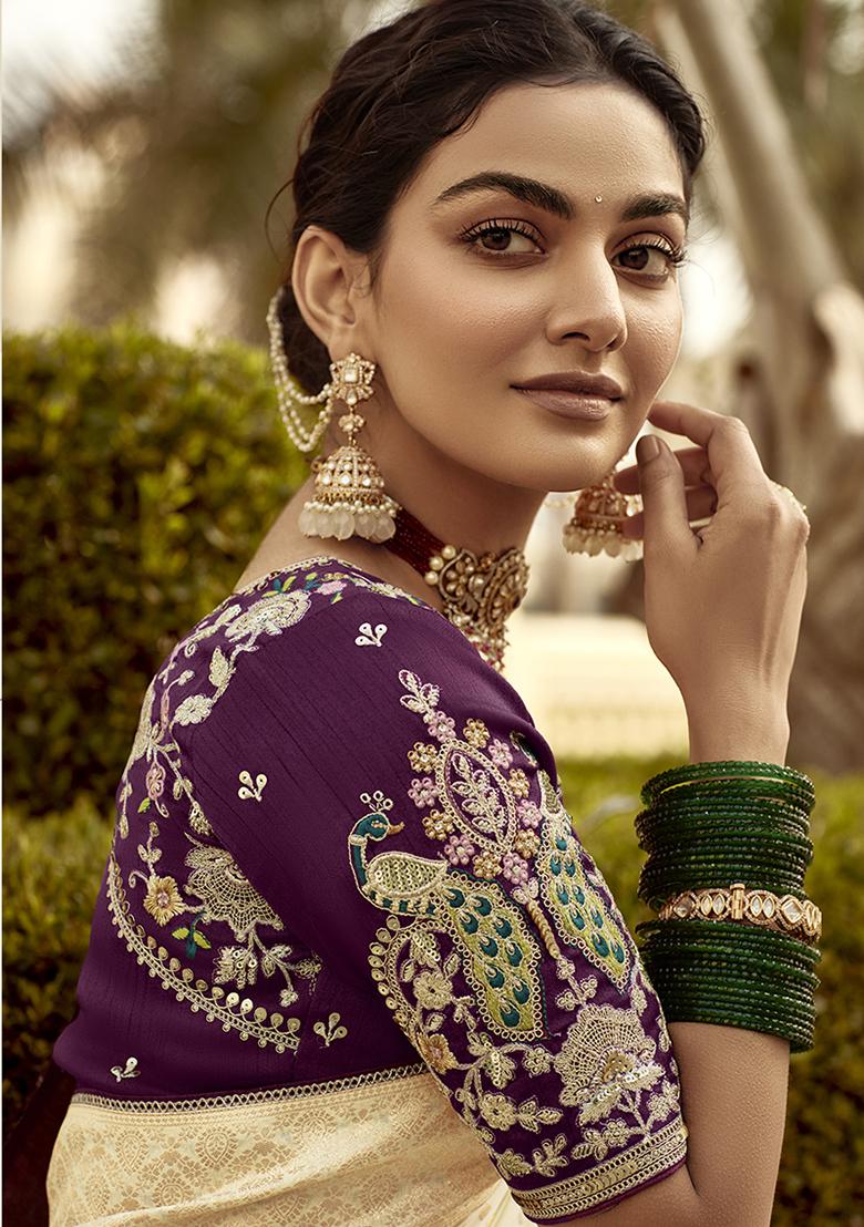 Off White Weaving Dola Silk Saree Set