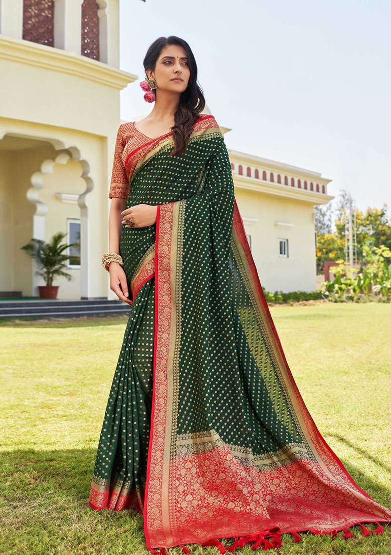 Green Floral Print Banarasi Silk Blend Saree Set for Diwali and Festive Wear - Indya