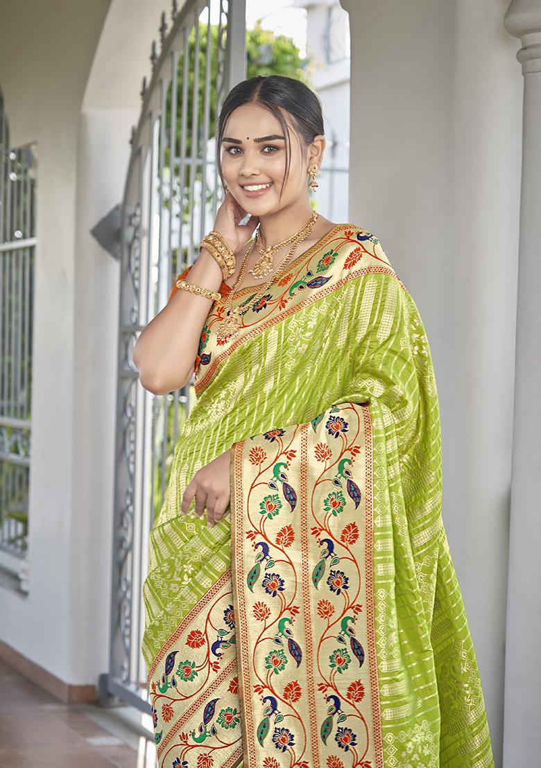 Green Jacquard Banarasi Silk Saree Set