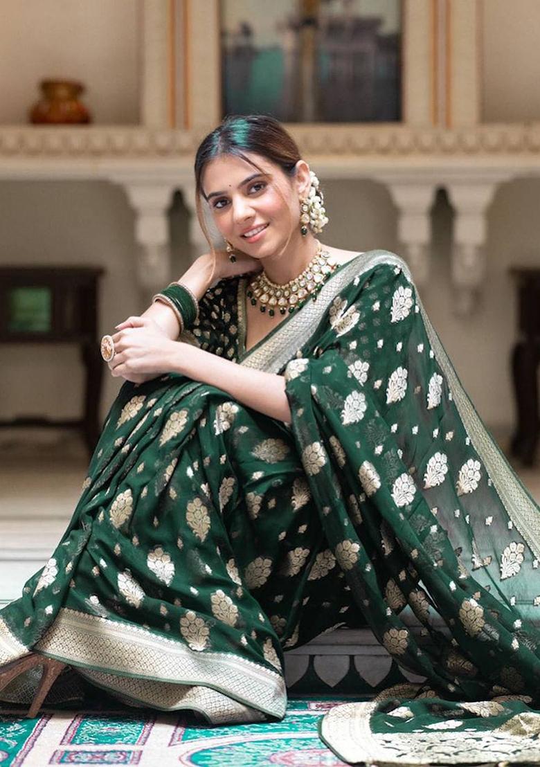 Green Weaving Silk Saree Set