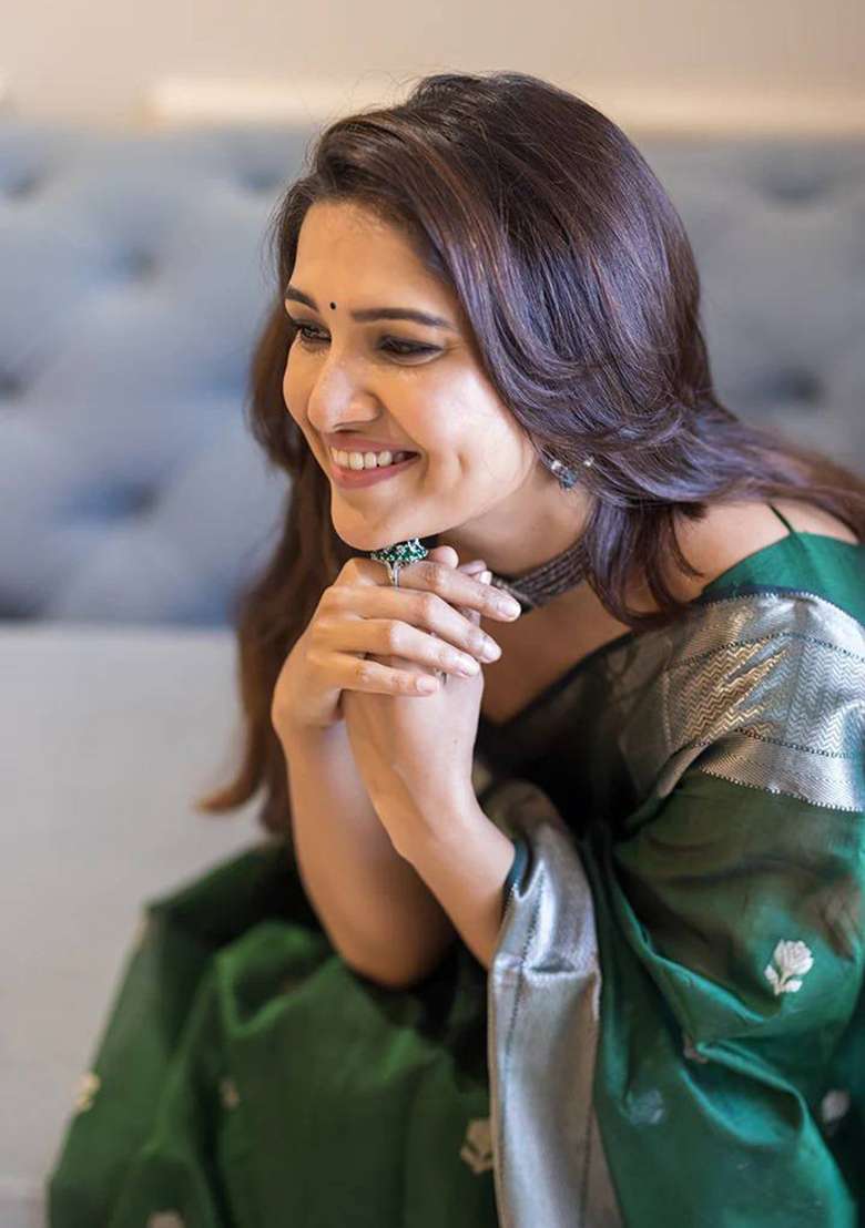 Green Weaving Linen Saree Set for Diwali and Festive Wear - Indya