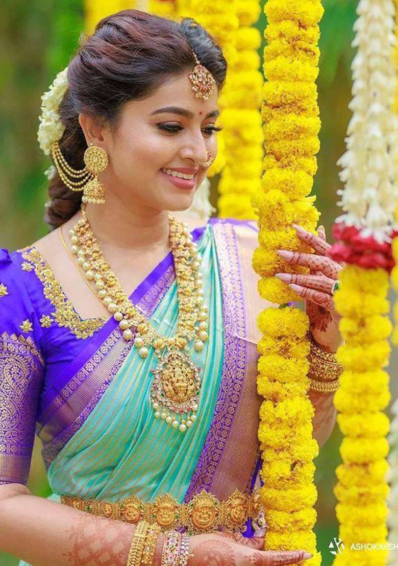Bottle Green Weaving Silk Blend Saree Set for Diwali | Wedding & Festive Wear - Indya