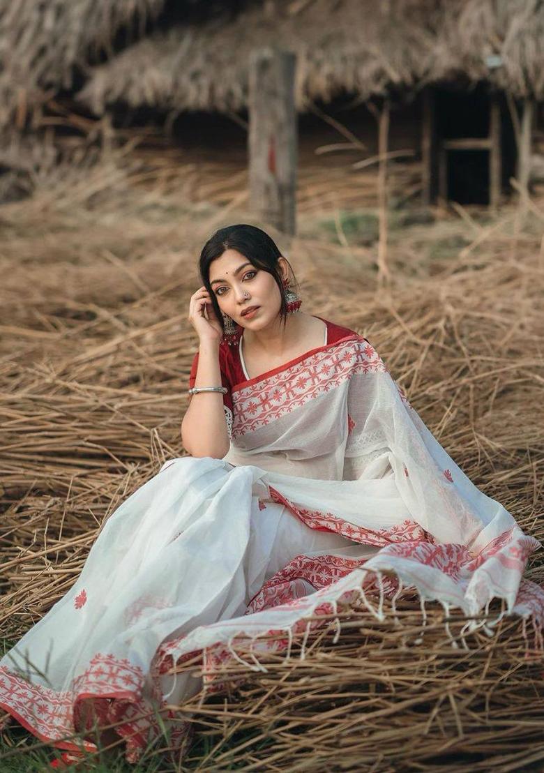 White Weaving Linen Saree Set