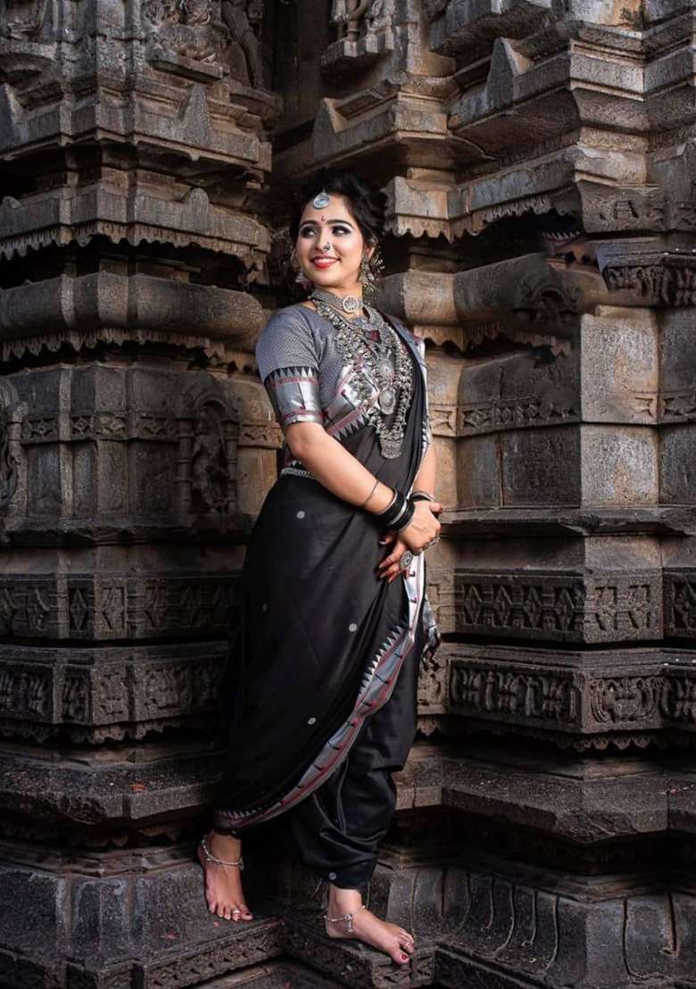 Black Weaving Silk Blend Saree Set for Diwali and Festive Wear - Indya