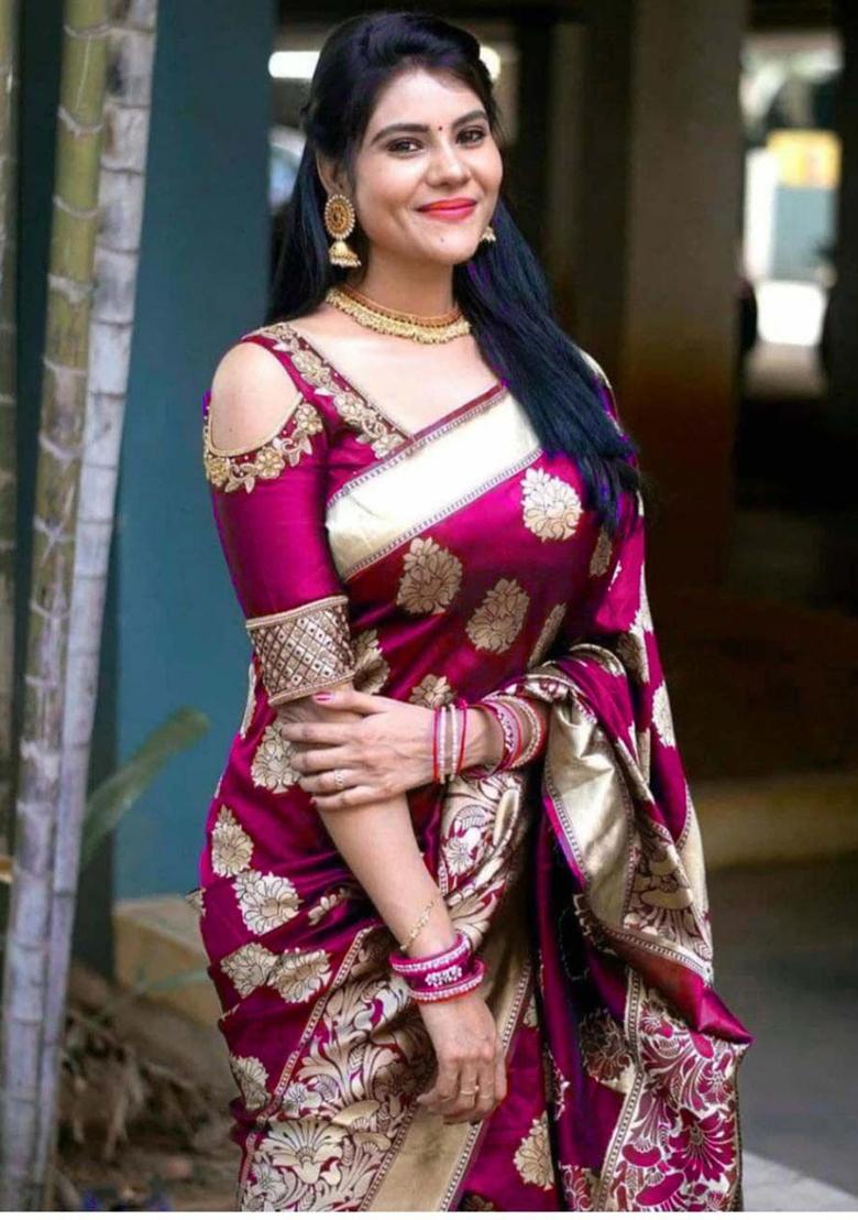 Pink Weaving Silk Saree Set