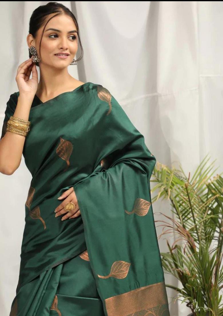 Green Weaving Silk Saree Set