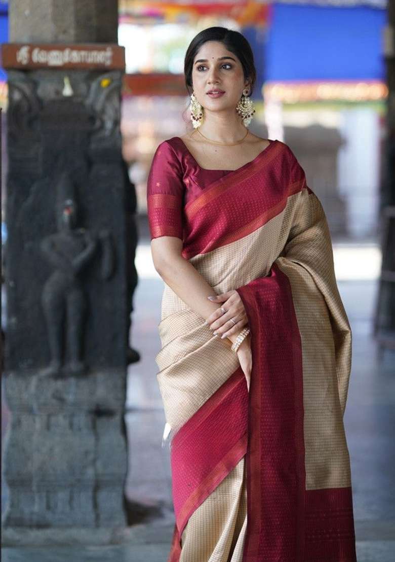 Coffee Brown Weaving Silk Blend Saree Set for Diwali and Festive Wear - Indya