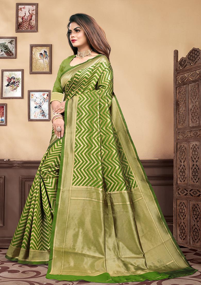 Mehendi Green Jacquard Silk Saree Set