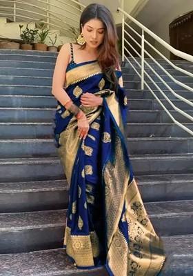 Blue woven Kanjeevaram Saree Set