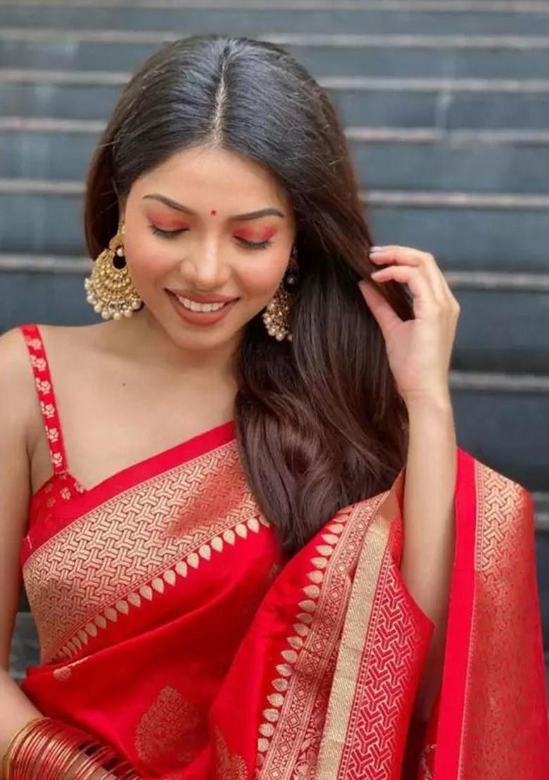 Red woven Kanjeevaram Saree Set