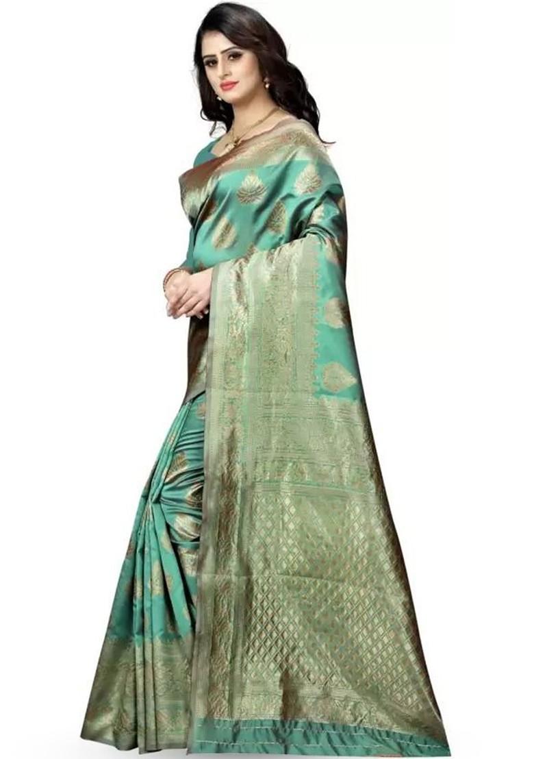 Green woven Kanjeevaram Saree Set