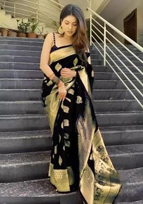 Black woven Kanjeevaram Saree Set