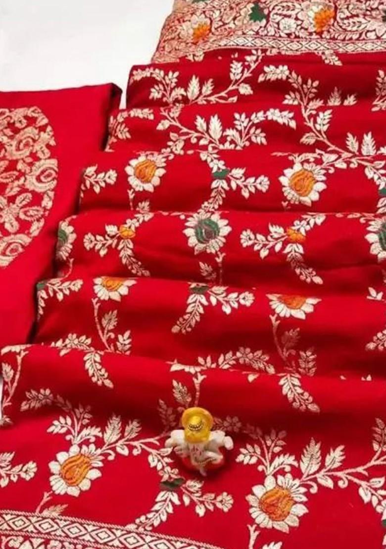 Red woven Kanjeevaram Saree Set