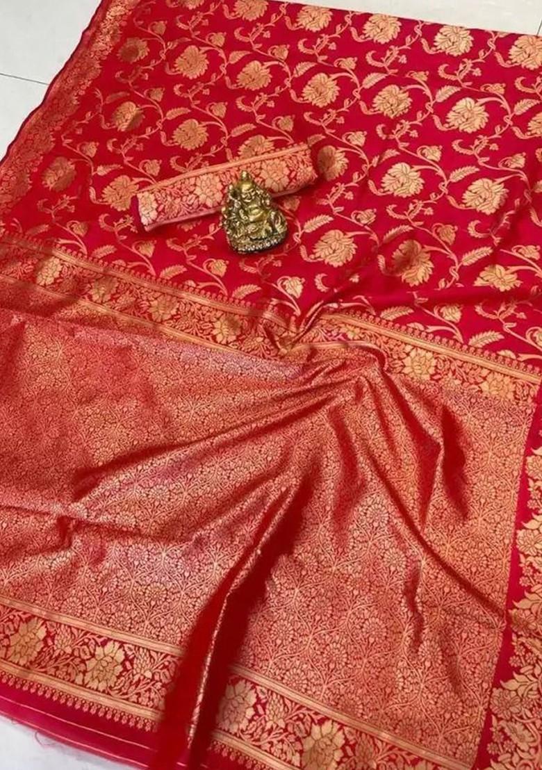 Red woven Kanjeevaram Saree Set