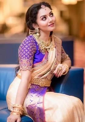 Cream woven Kanjeevaram Saree Set