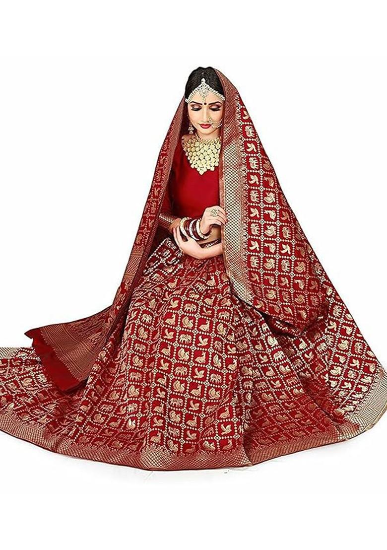 Red woven Kanjeevaram Saree Set