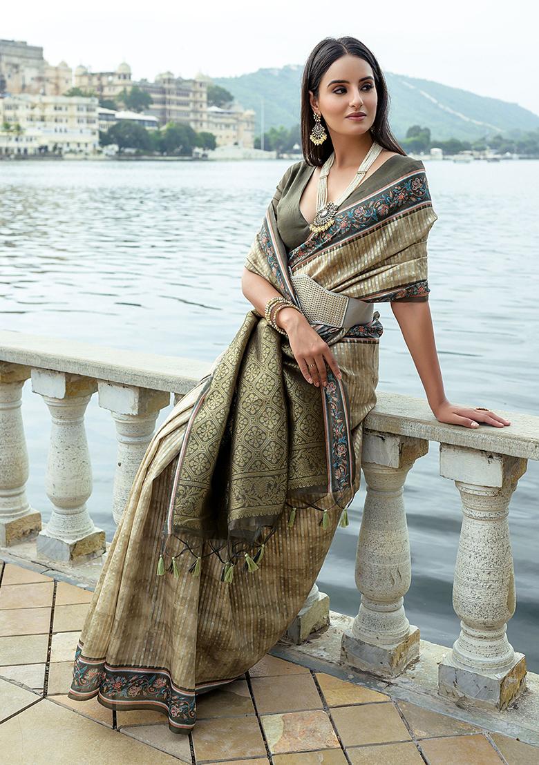 Green Abstract Print Silk Saree Set