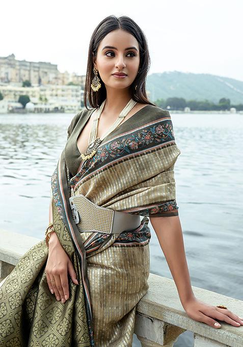 Green Abstract Print Silk Saree Set