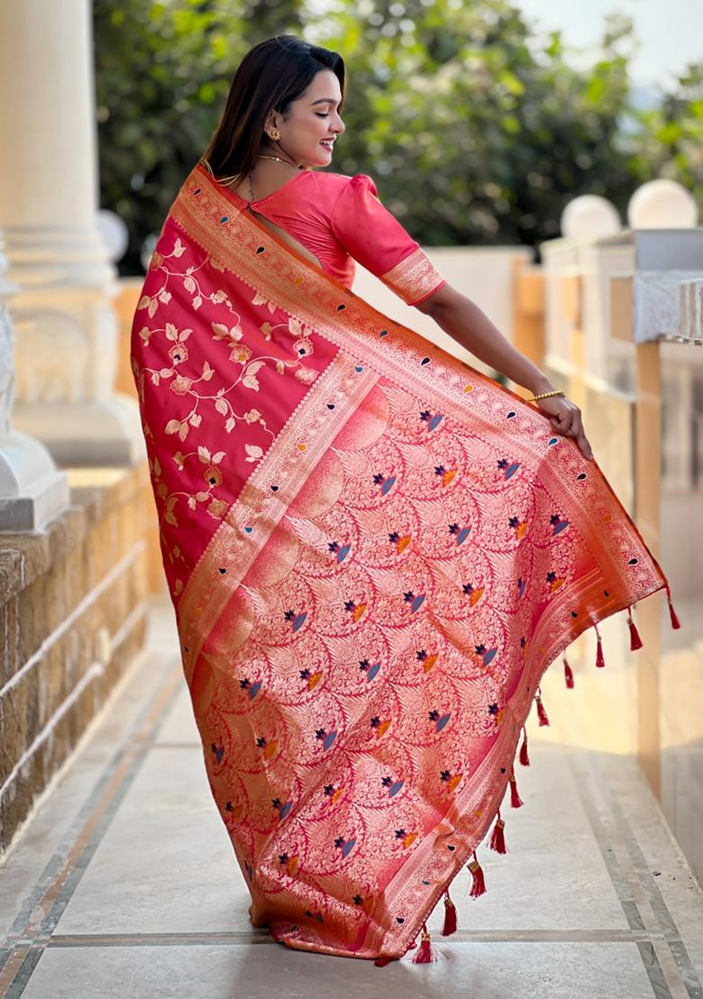 Gajri Pink Weaving Silk Saree Set