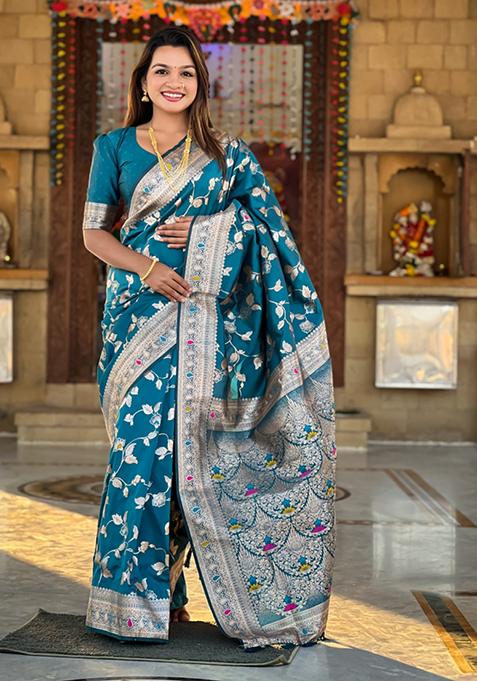 Morpeach Blue Weaving Silk Saree Set