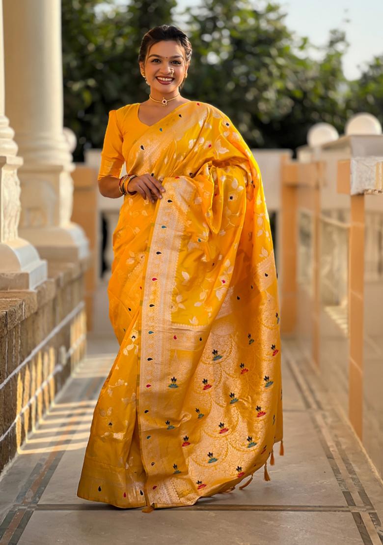 Yellow Weaving Silk Saree Set
