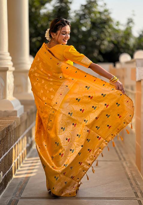 Yellow Weaving Silk Saree Set