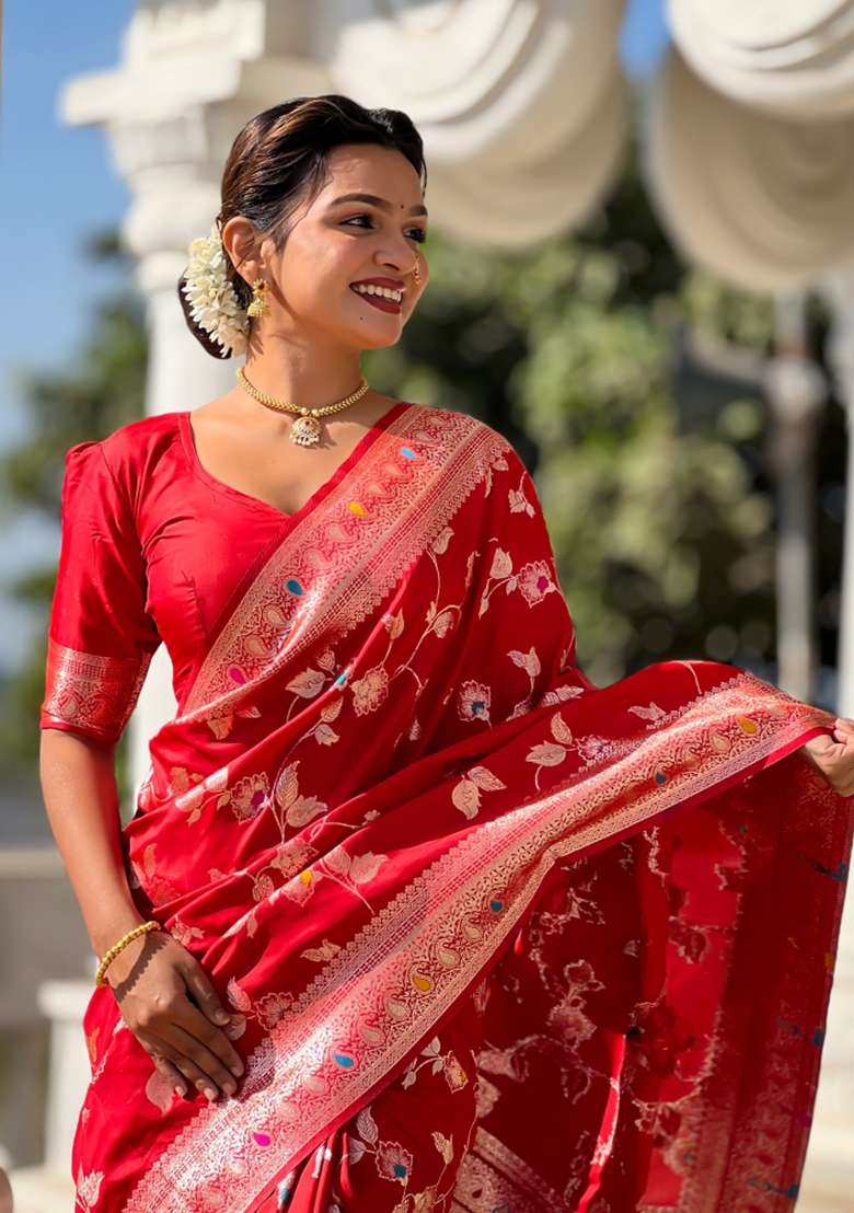 Red Weaving Silk Saree Set for Diwali | Wedding & Festive Wear - Indya