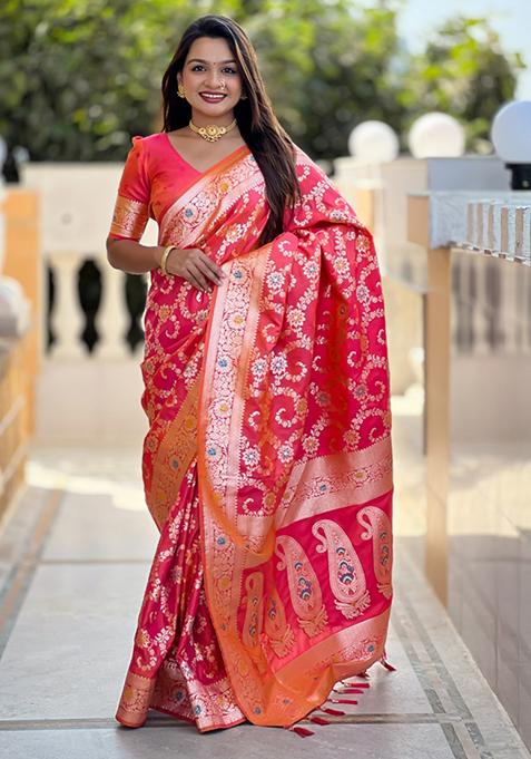 Gajri Pink Weaving Silk Saree Set
